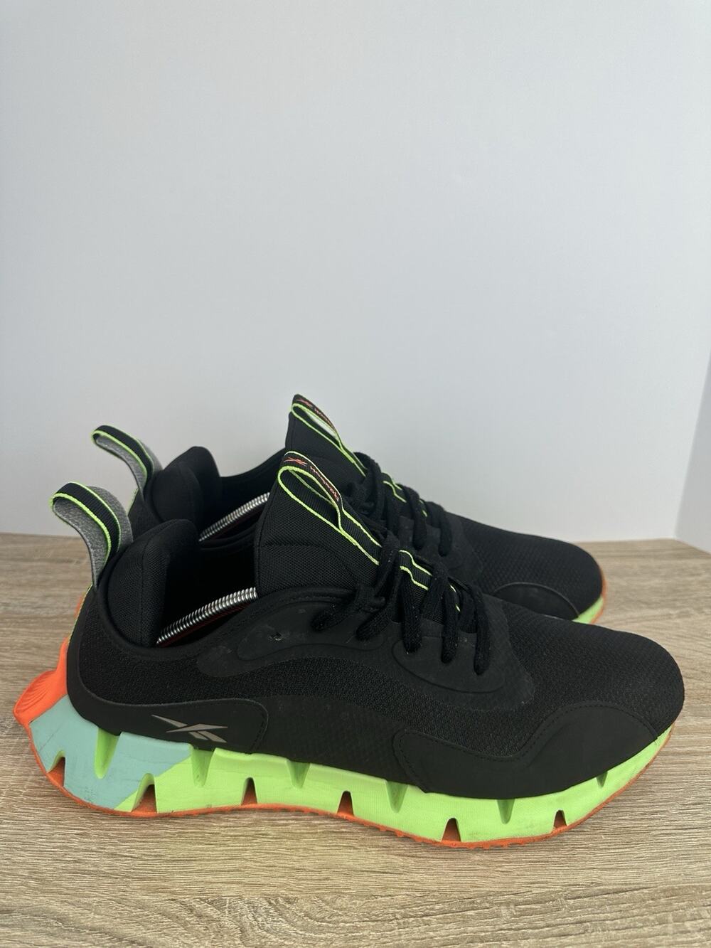 Reebok Zig Dynamica Size 13 Black Neon Green Running Shoes